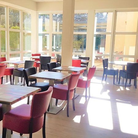 Hotel La Berangere Pérouges エクステリア 写真
